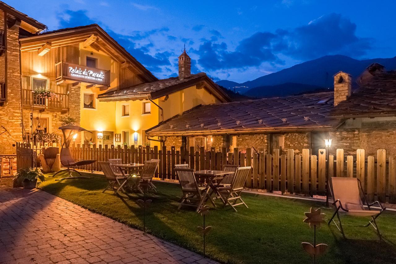 Relais Du Paradis Chambres D'Hotes Introd Buitenkant foto