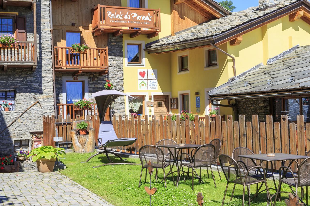 Relais Du Paradis Chambres D'Hotes Introd Buitenkant foto