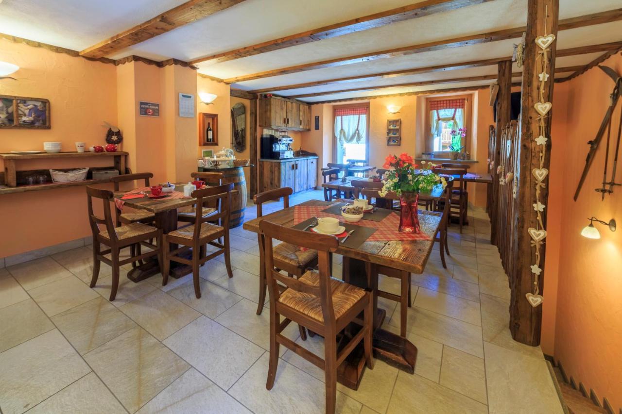 Relais Du Paradis Chambres D'Hotes Introd Buitenkant foto